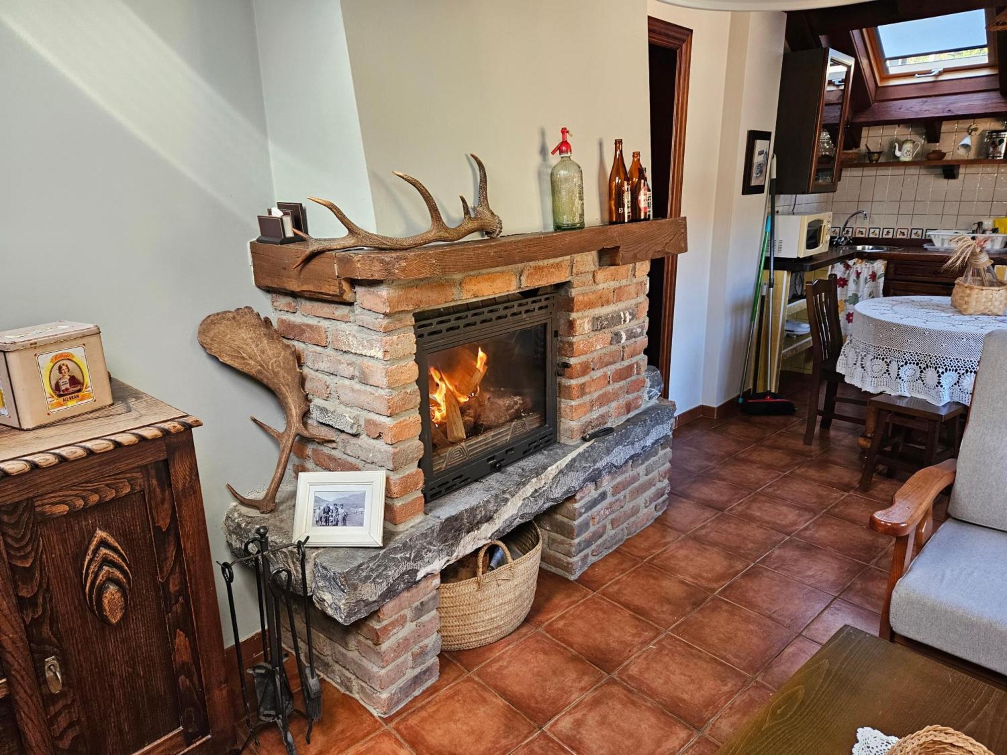 Apartamentos Rurales El Collain De Campiellos Eksteriør bilde