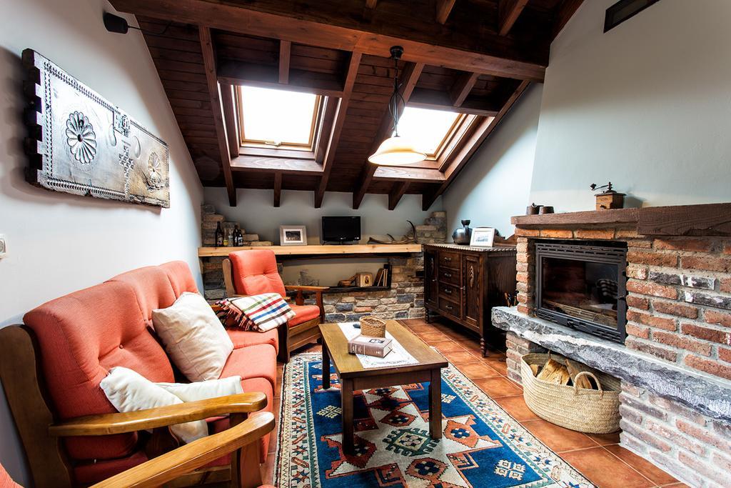 Apartamentos Rurales El Collain De Campiellos Eksteriør bilde